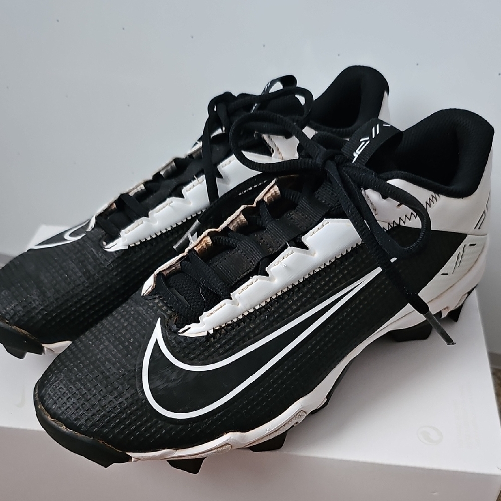 Nike Boys Cleats